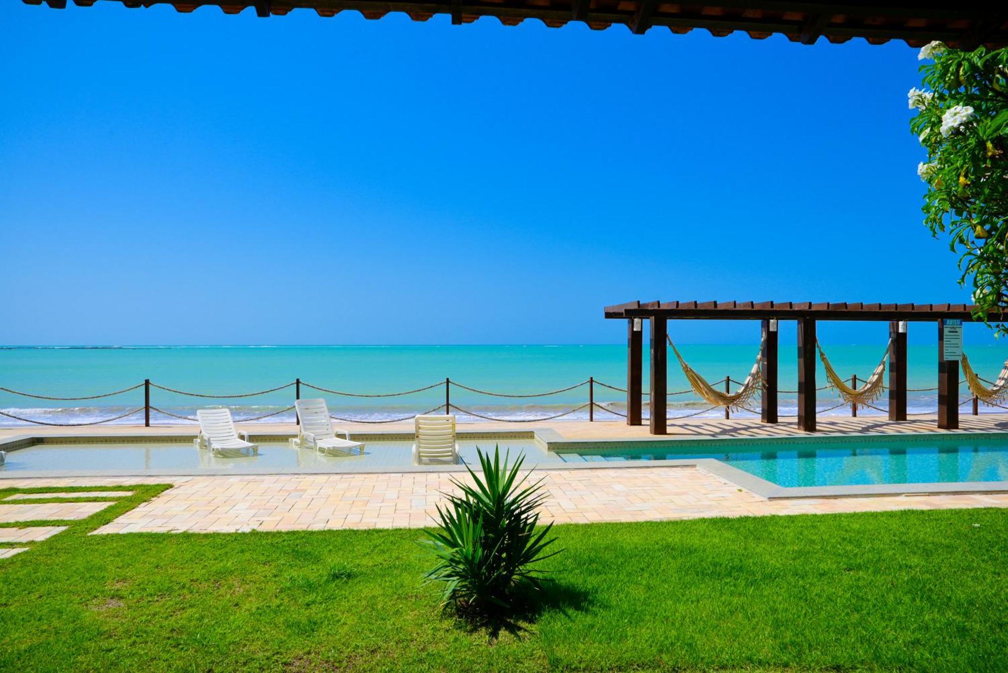 Waterfront Aparthotel 4*