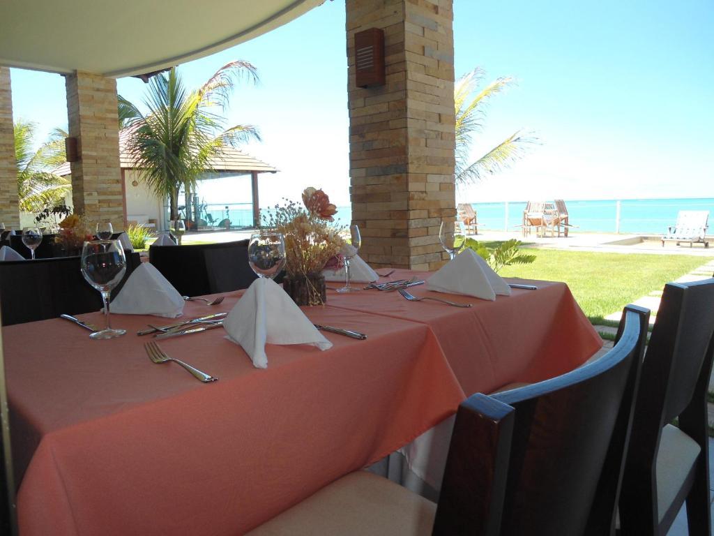 Waterfront 4*